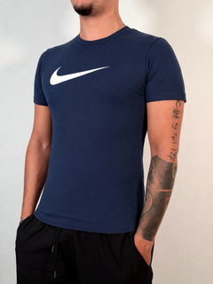 T-shirt Nike