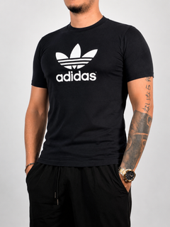 T-Shirt Adidas